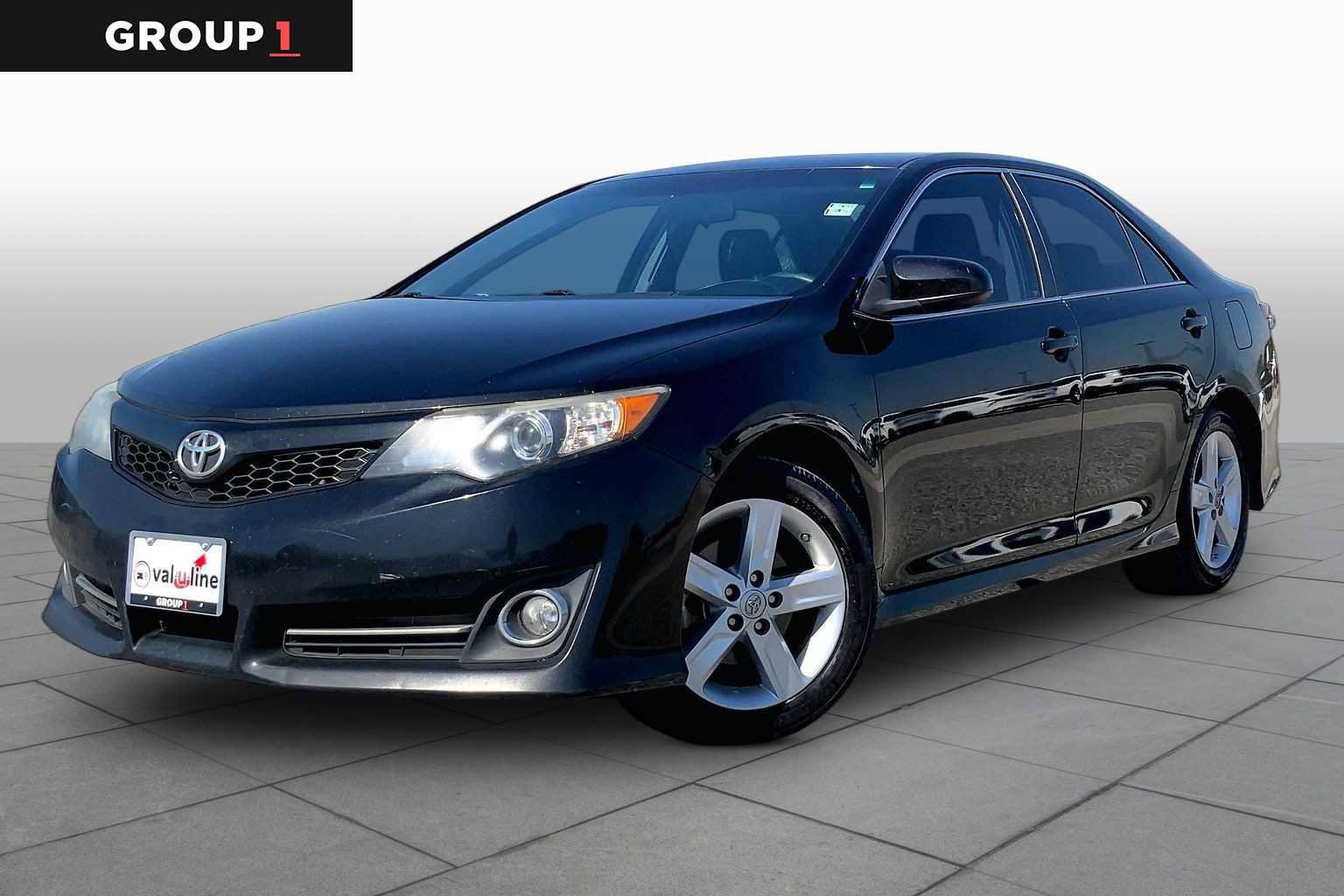 Used 2014 Toyota Camry SE