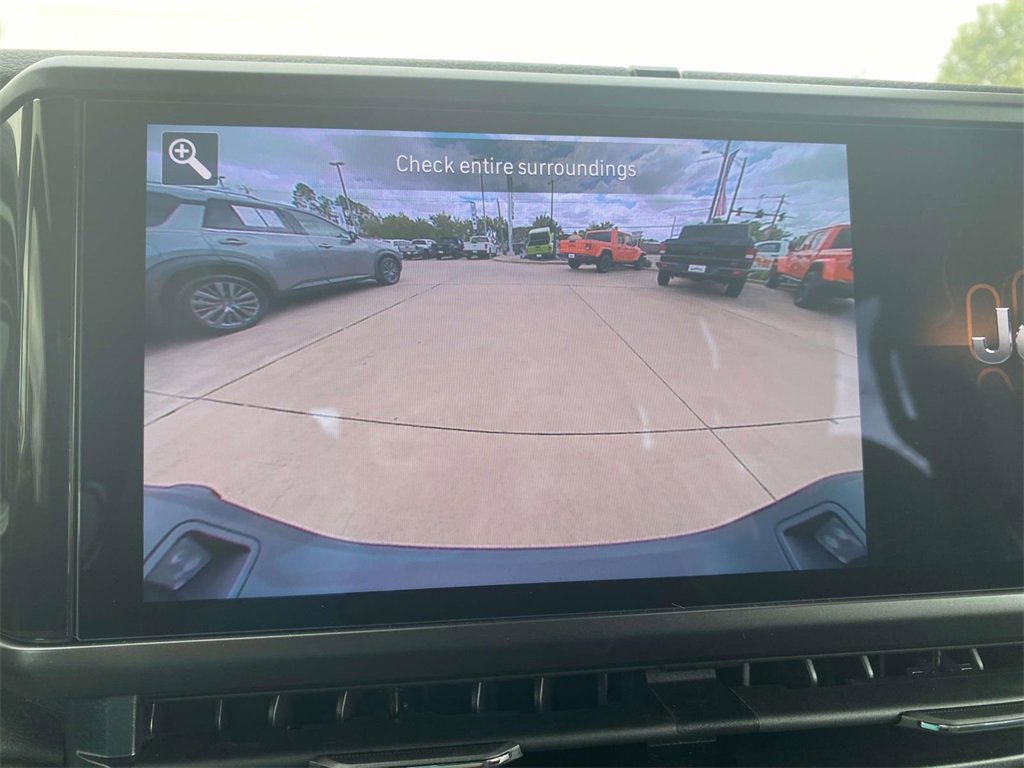 New 2025 Jeep Gladiator Sport image 19