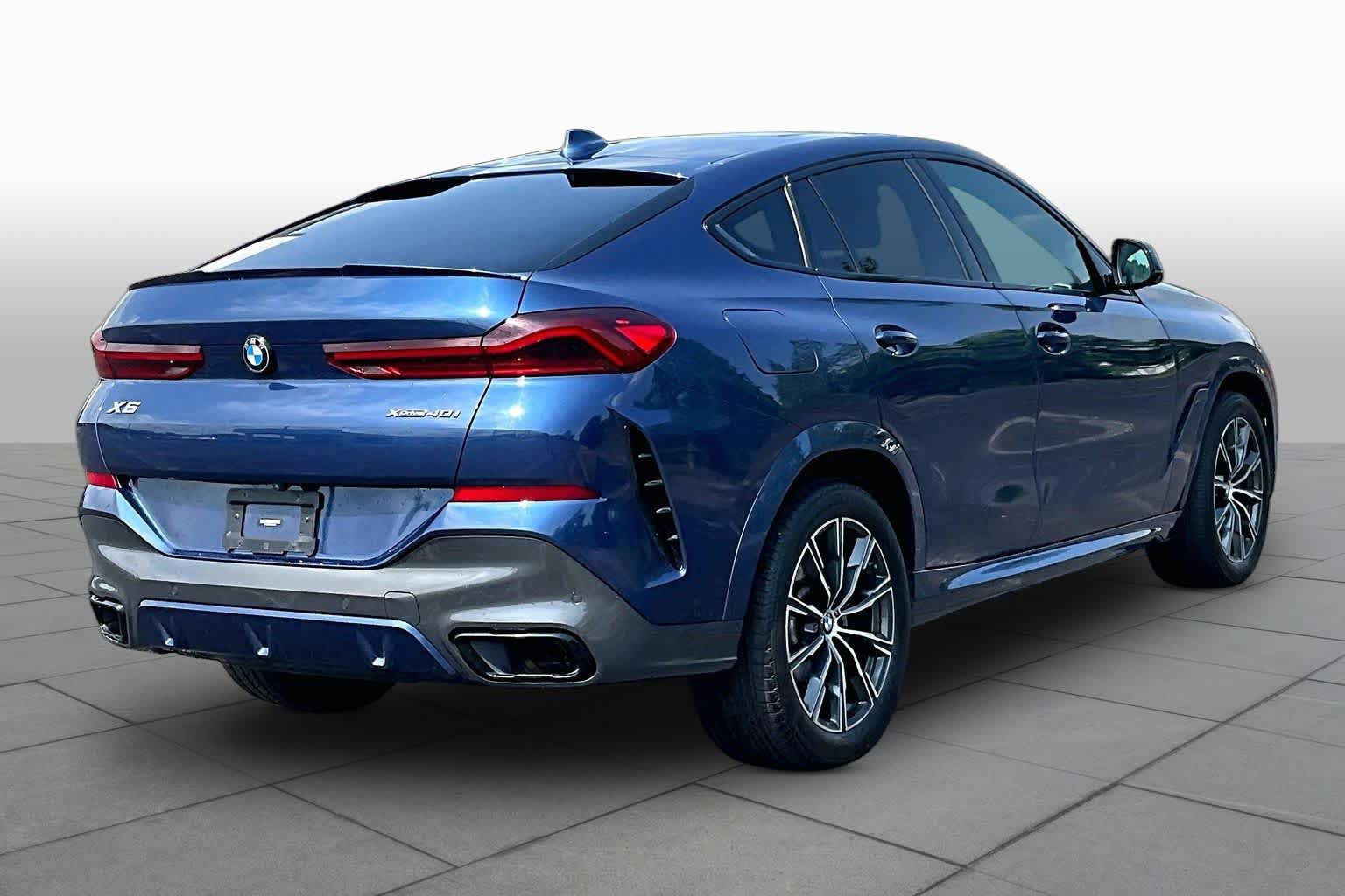 Used 2022 BMW X6 xDrive40i w/ M Sport Package AWD/4WD image 12