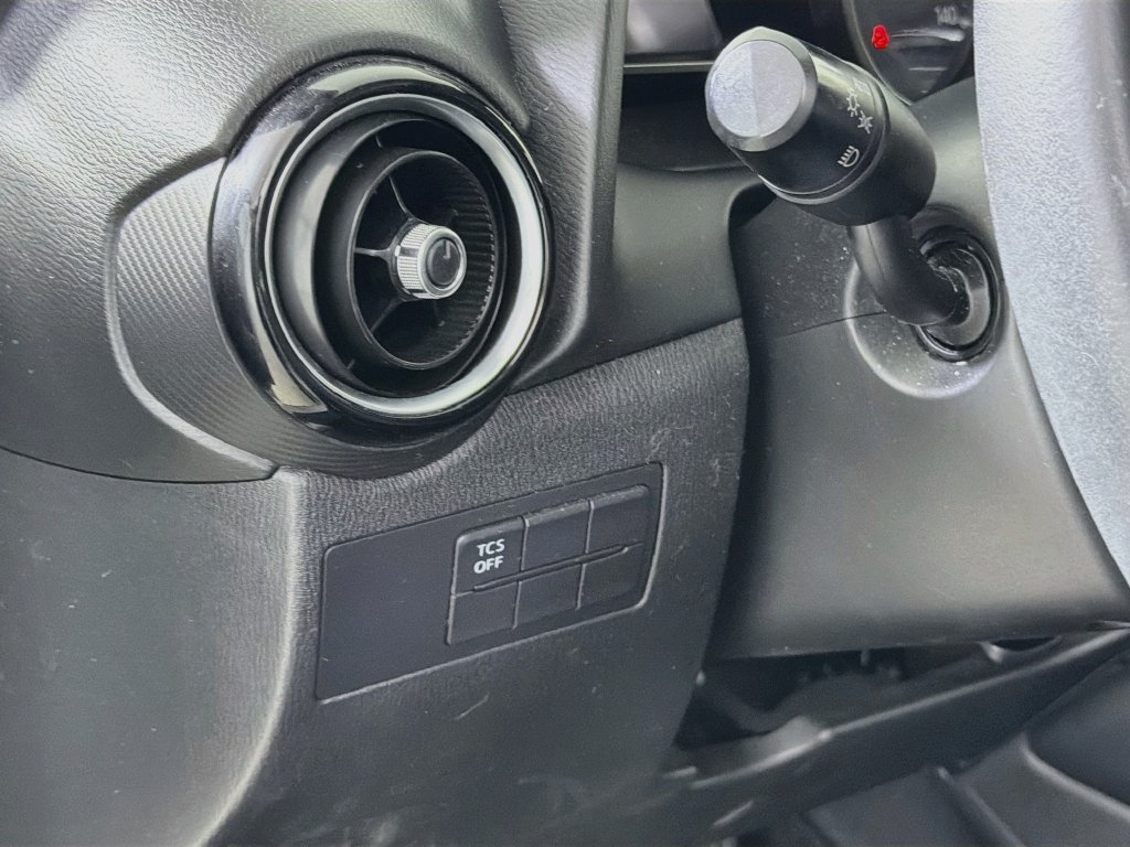 Used 2019 MAZDA CX-3 Touring FWD image 12