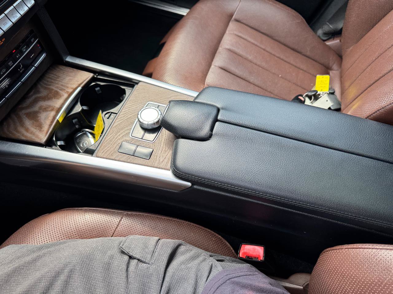 Used 2014 Mercedes-Benz E 350 Sedan image 24