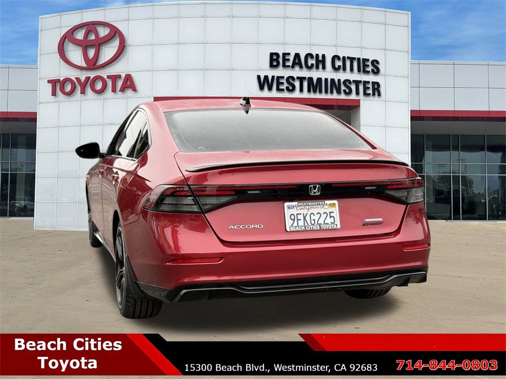 Used 2023 Honda Accord Sport image 9
