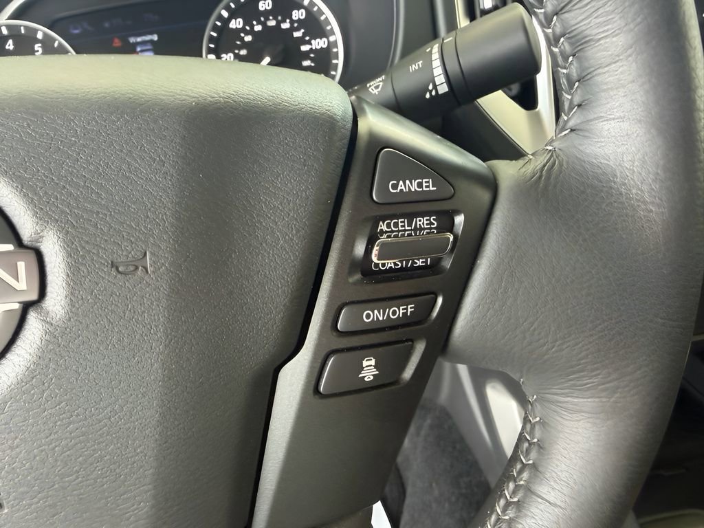 Used 2025 Nissan Frontier SV w/ SV Convenience Package image 24