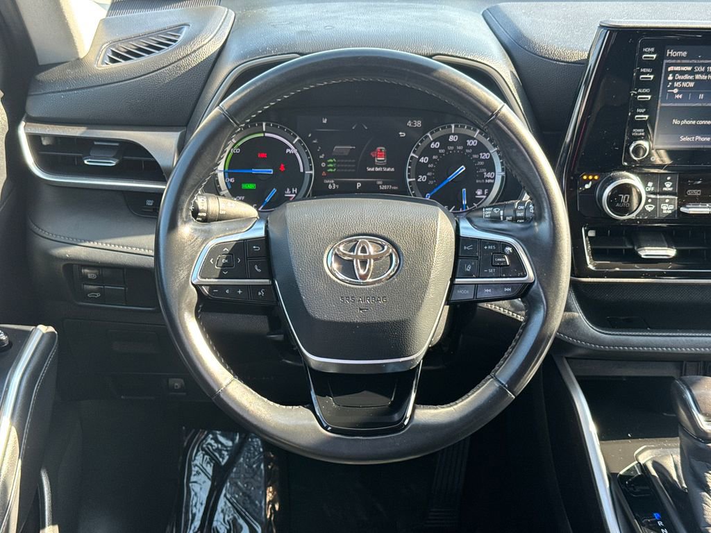 Used 2020 Toyota Highlander XLE AWD/4WD image 15