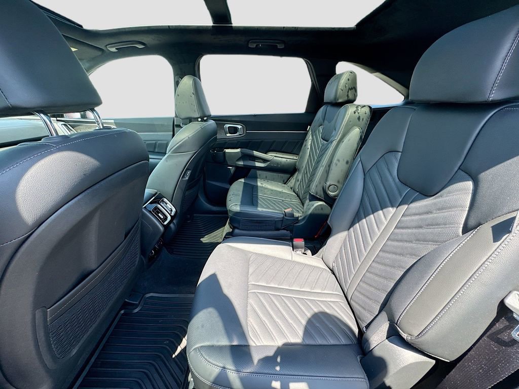 Certified 2025 Kia Sorento SX Prestige AWD/4WD image 29