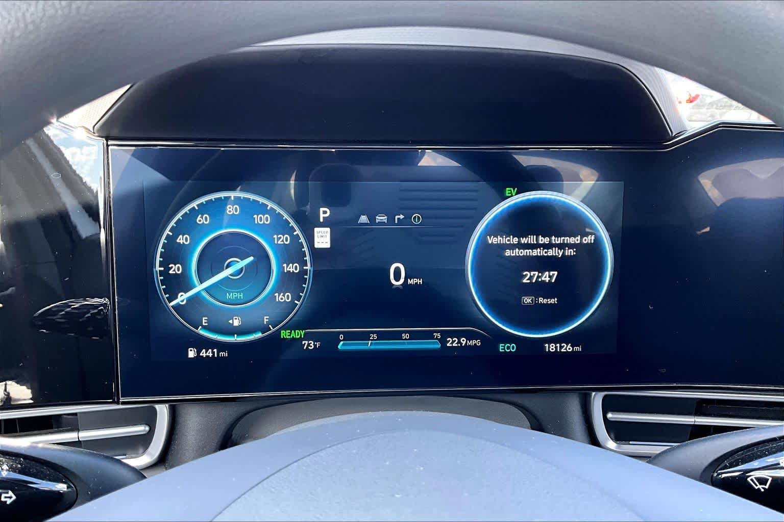 Used 2024 Hyundai Elantra Blue FWD image 25