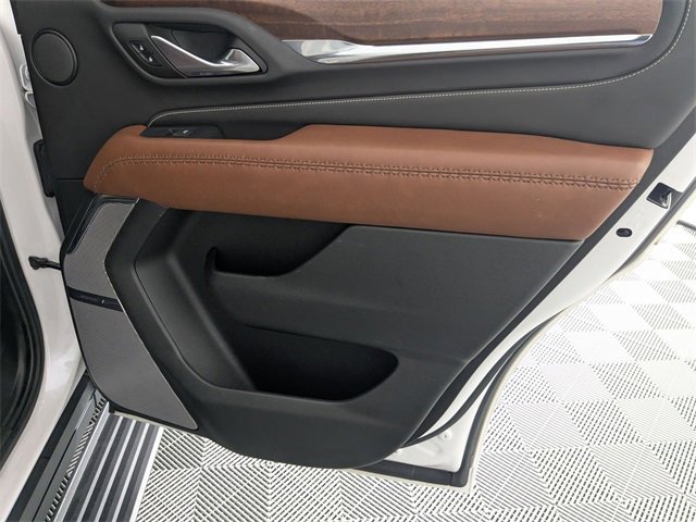 Used 2023 GMC Yukon Denali Ultimate image 37