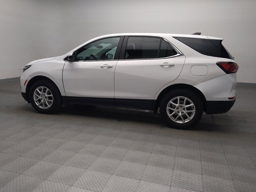 Used 2024 Chevrolet Equinox LT image 3