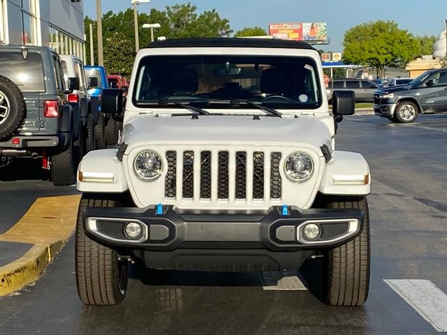 Used 2023 Jeep Wrangler Unlimited Sahara w/ Cold Weather Group AWD/4WD image 3