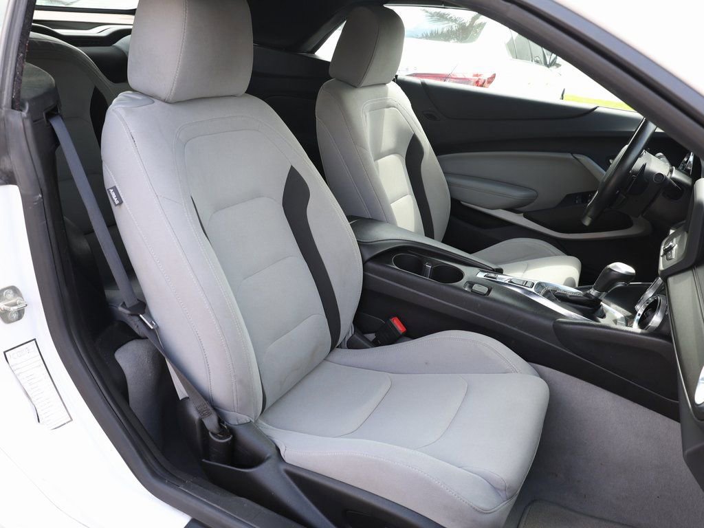 Used 2023 Chevrolet Camaro LT image 19