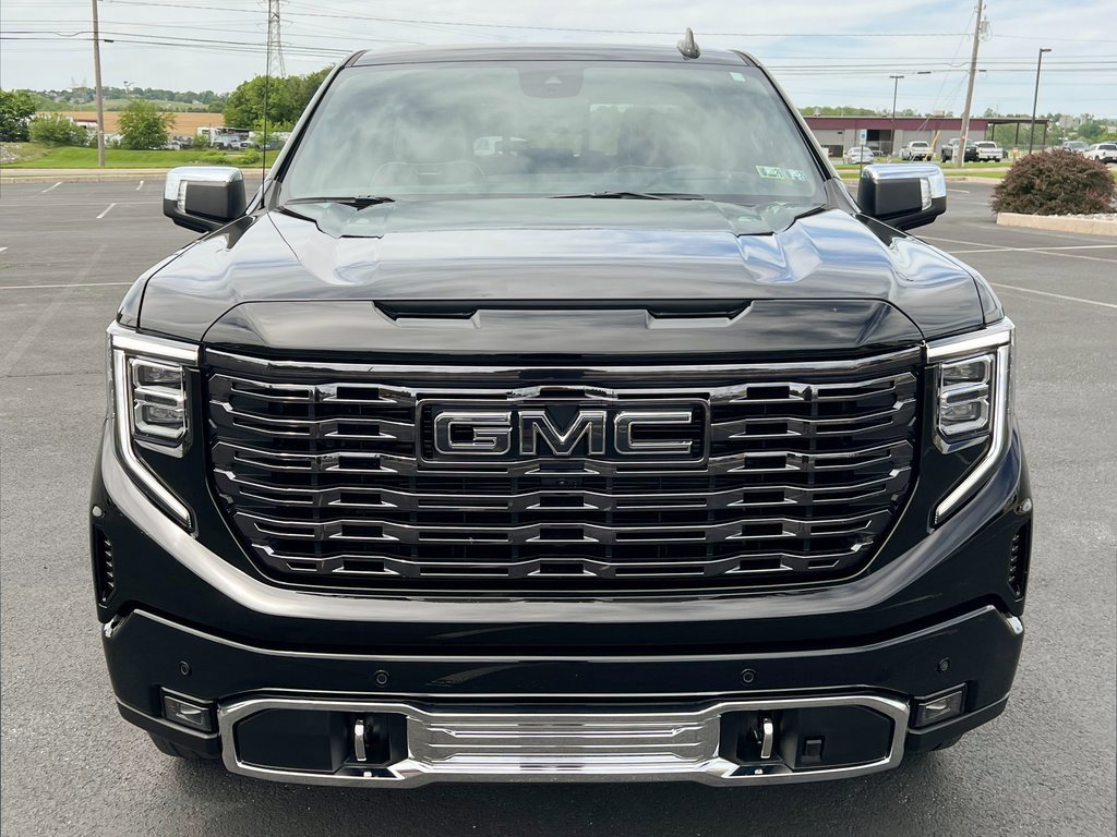 Used 2025 GMC Sierra 1500 Denali Ultimate image 17