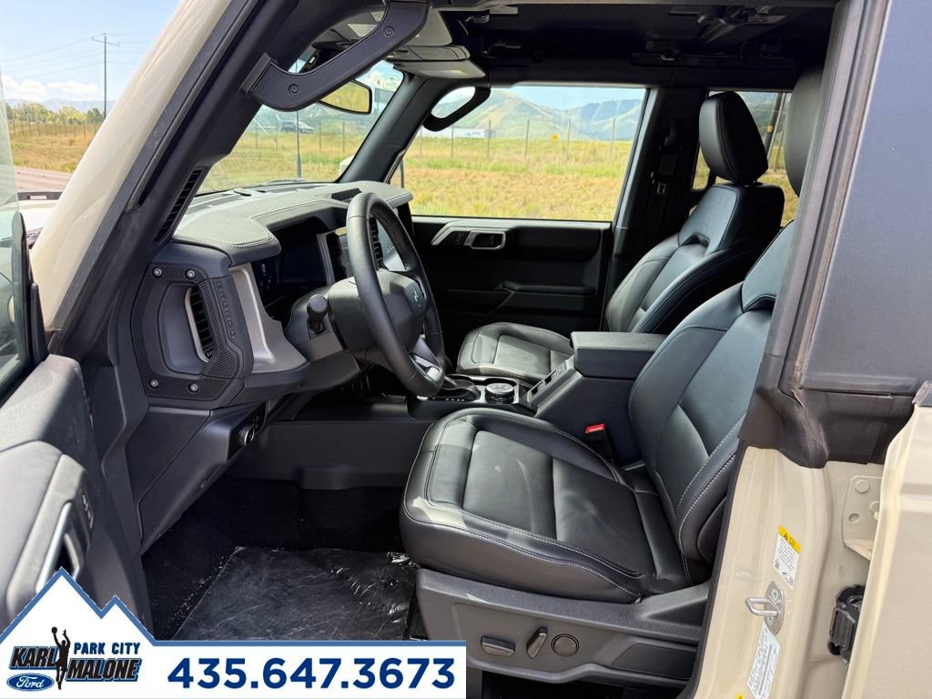 New 2026 Ford Bronco Outer Banks w/ Sasquatch Package AWD/4WD image 13