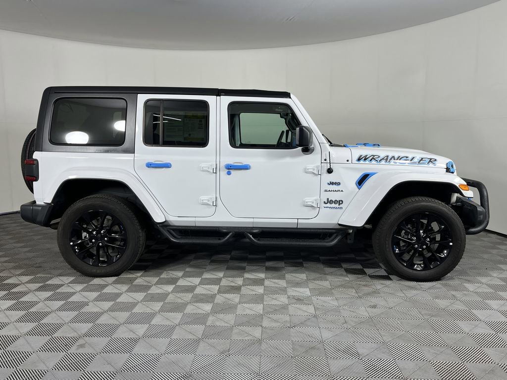 Used 2022 Jeep Wrangler Unlimited Sahara image 5