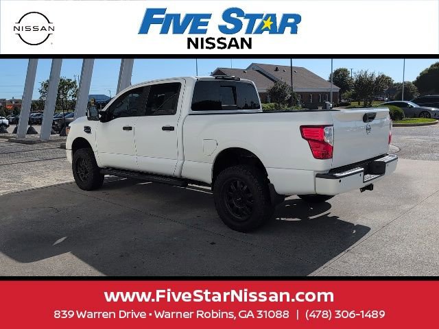 Used 2019 Nissan Titan SV w/ SV Convenience Package AWD/4WD image 6