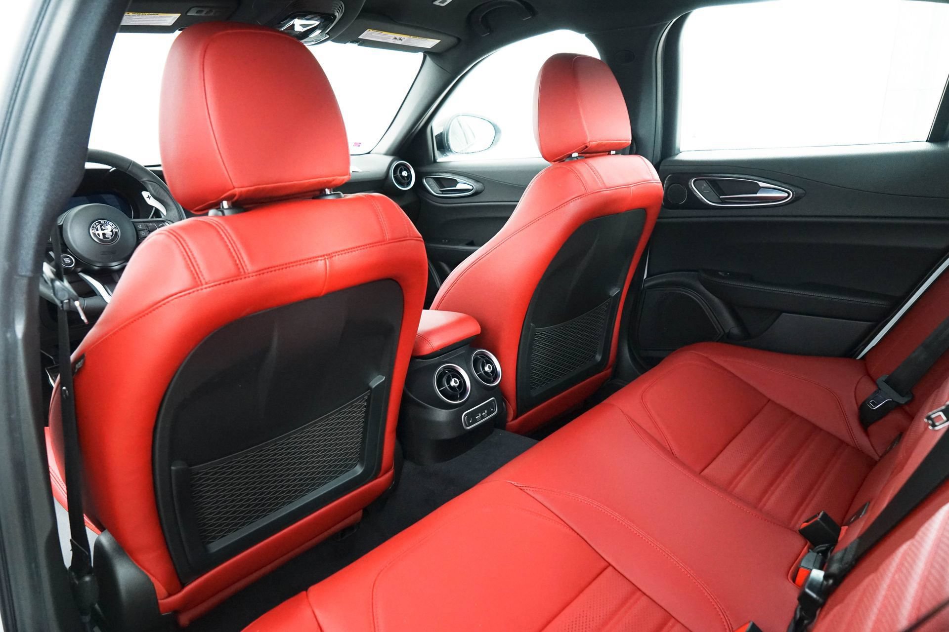 New 2024 Alfa Romeo Giulia Sprint RWD image 21