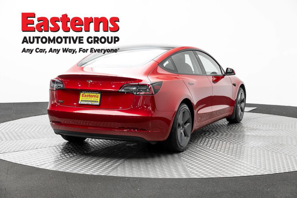 Used 2022 Tesla Model 3 Standard Range RWD image 5