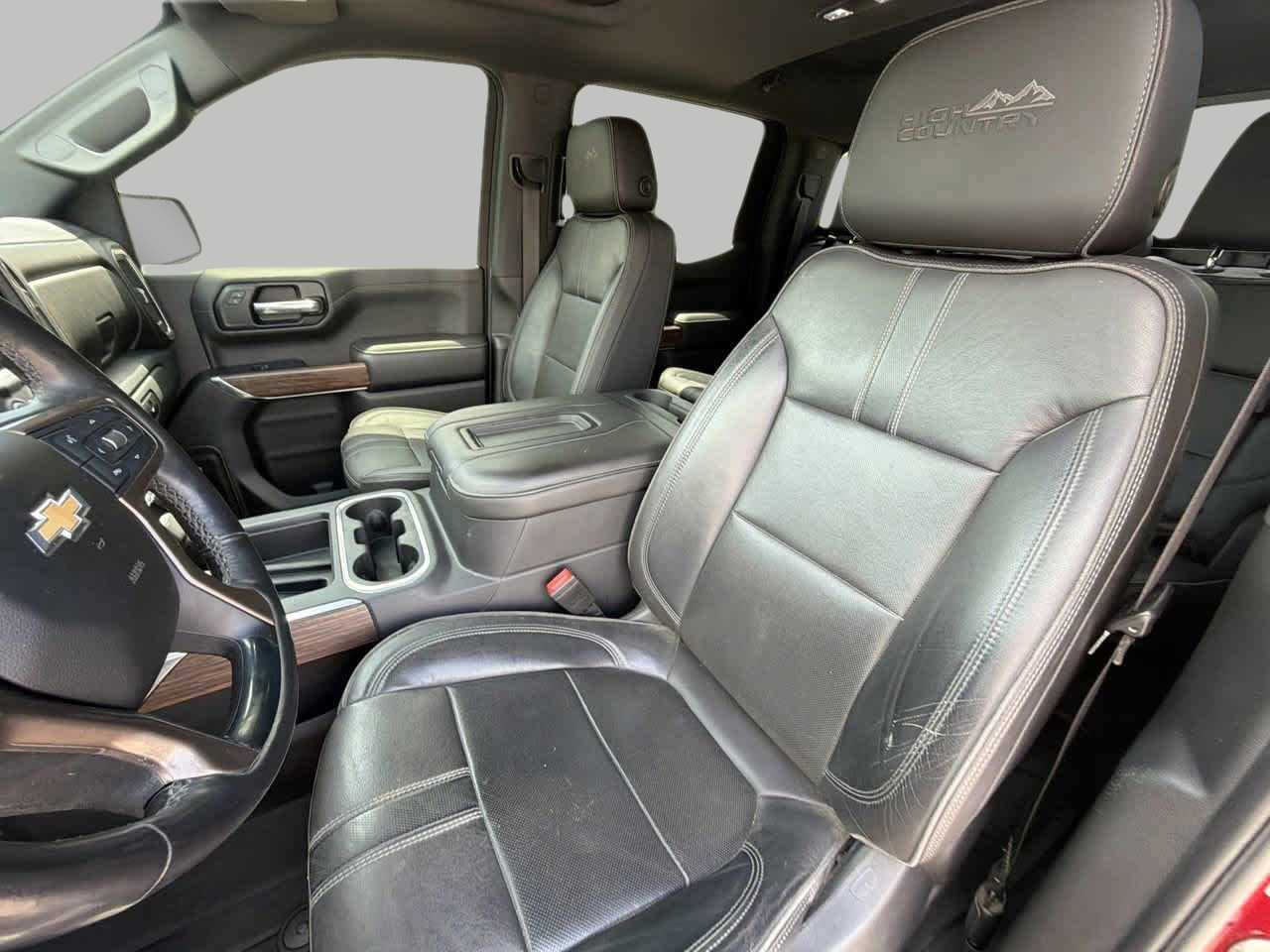 Used 2019 Chevrolet Silverado 1500 High Country w/ Technology Package AWD/4WD image 17