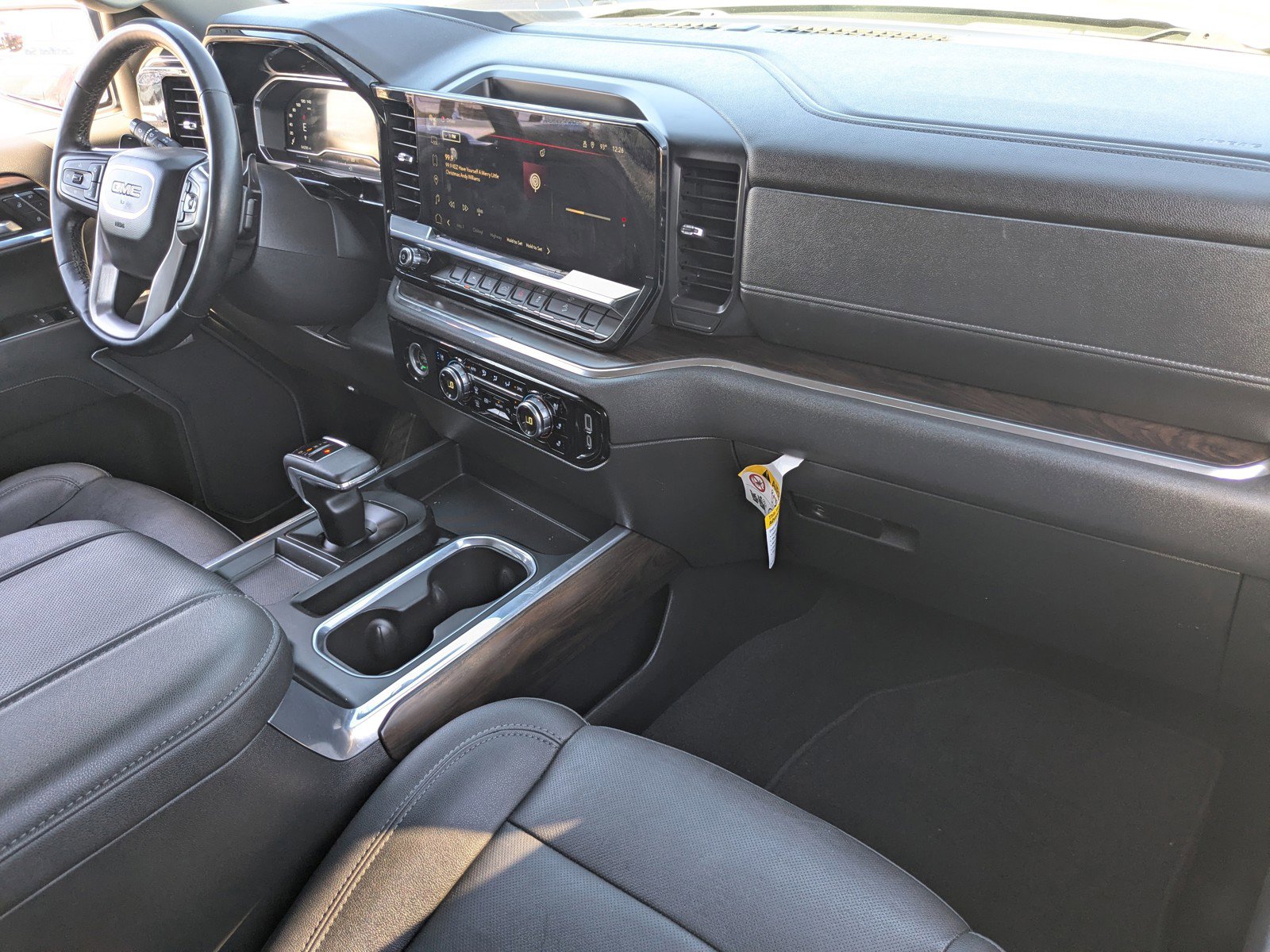 Used 2023 GMC Sierra 1500 SLT w/ SLT Premium Package image 13