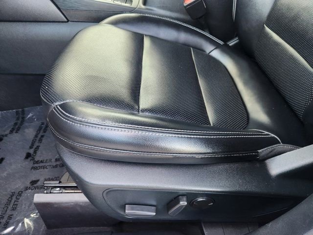 Used 2020 Ford Escape SEL image 25