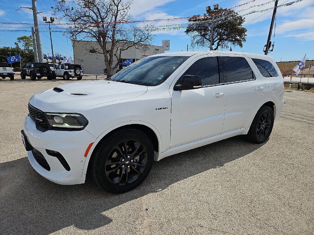 Used 2021 Dodge Durango R/T w/ Blacktop Package RWD image 2