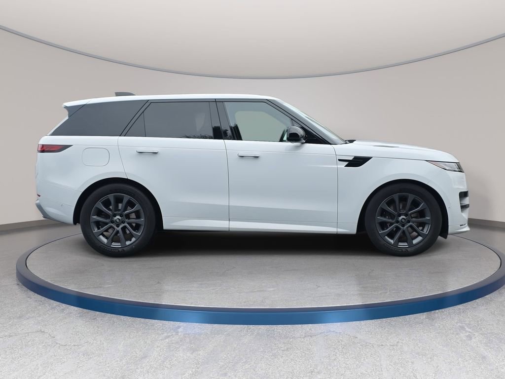 Certified 2024 Land Rover Range Rover Sport Dynamic SE image 4