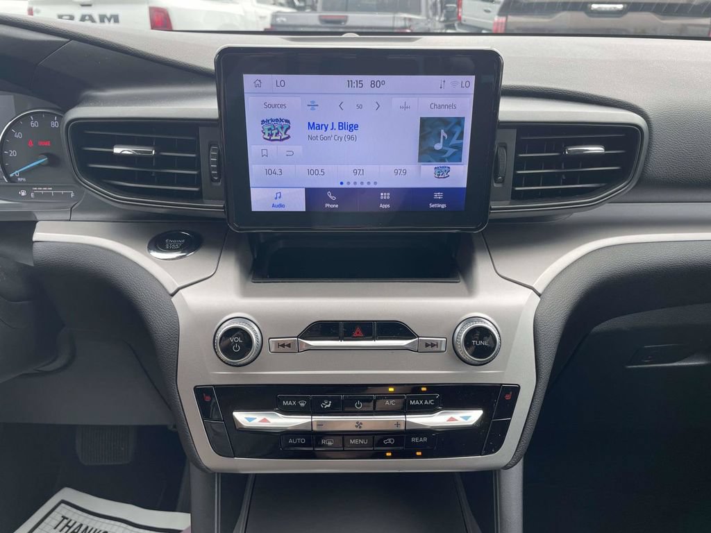 Certified 2022 Ford Explorer XLT RWD image 21