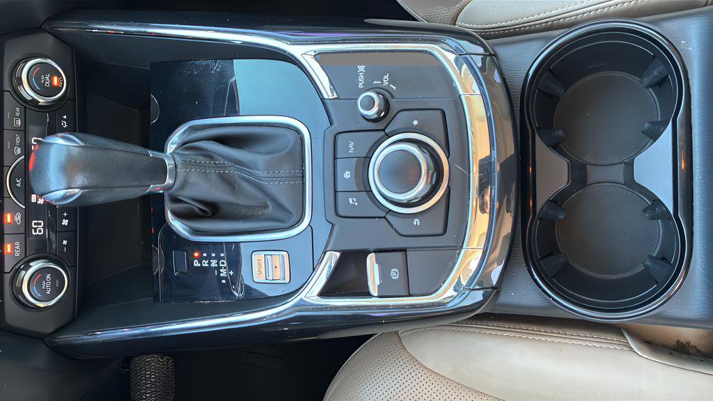 Used 2018 MAZDA CX-9 Touring w/ Touring Premium Package FWD image 20
