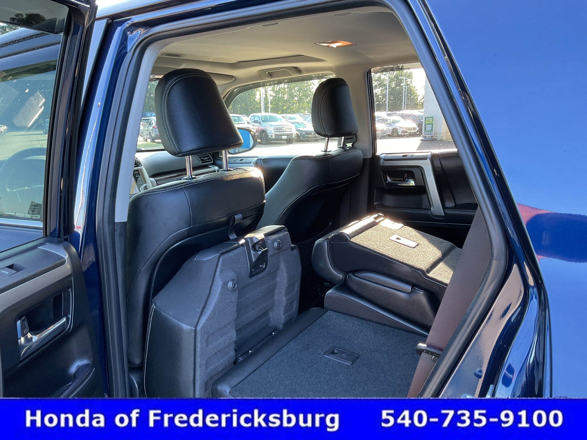 Used 2023 Toyota 4Runner Limited AWD/4WD image 30