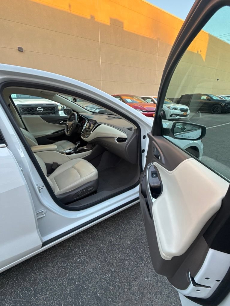 Used 2024 Chevrolet Malibu LT FWD image 21
