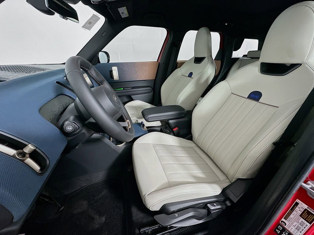 Certified 2025 MINI Cooper Countryman S AWD/4WD image 16