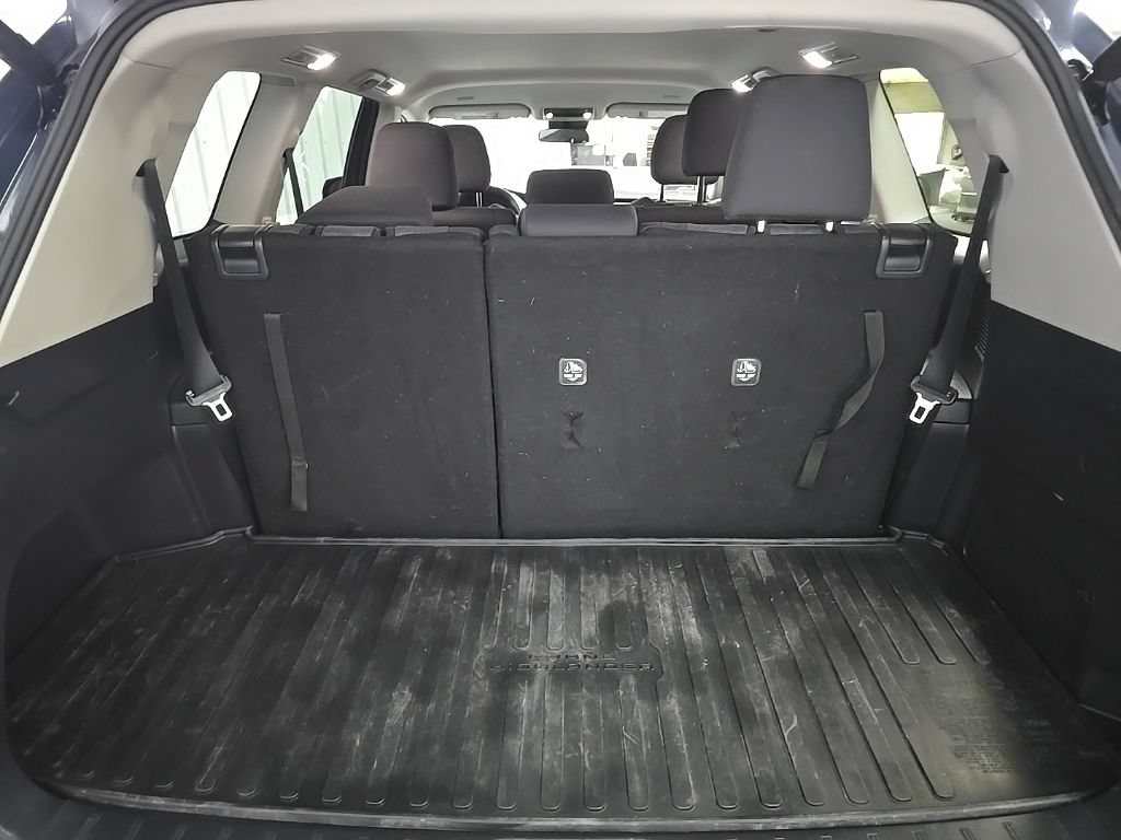 Used 2025 Toyota Grand Highlander AWD image 13