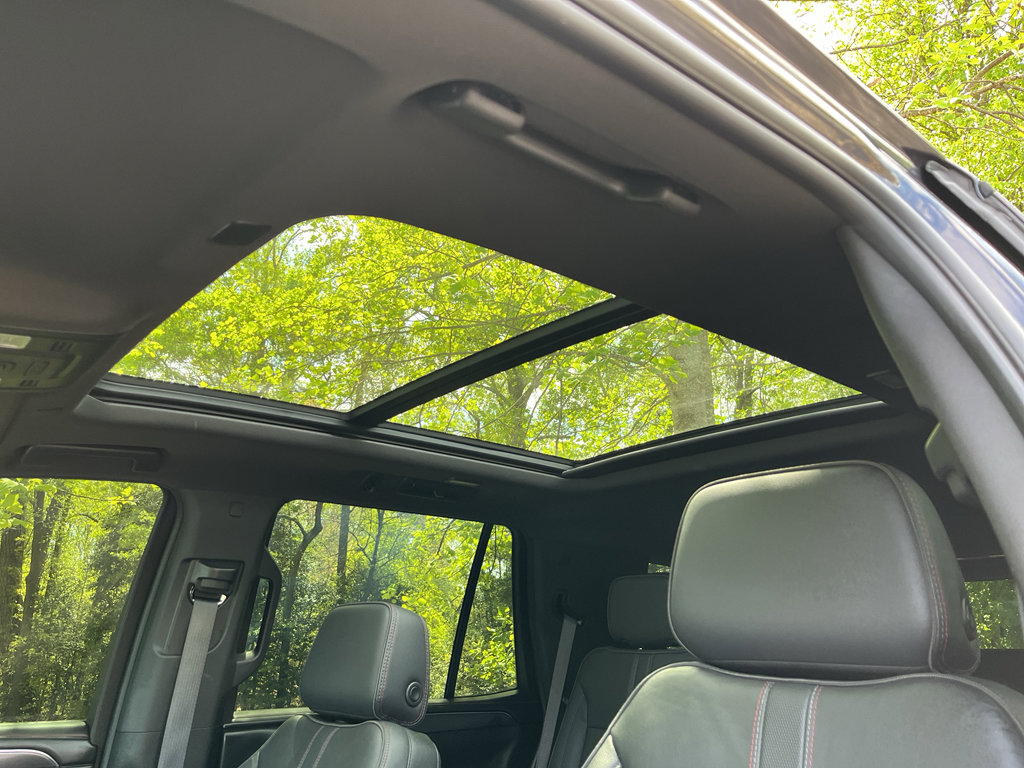 Used 2024 Chevrolet Tahoe RST w/ Luxury Package RWD image 28