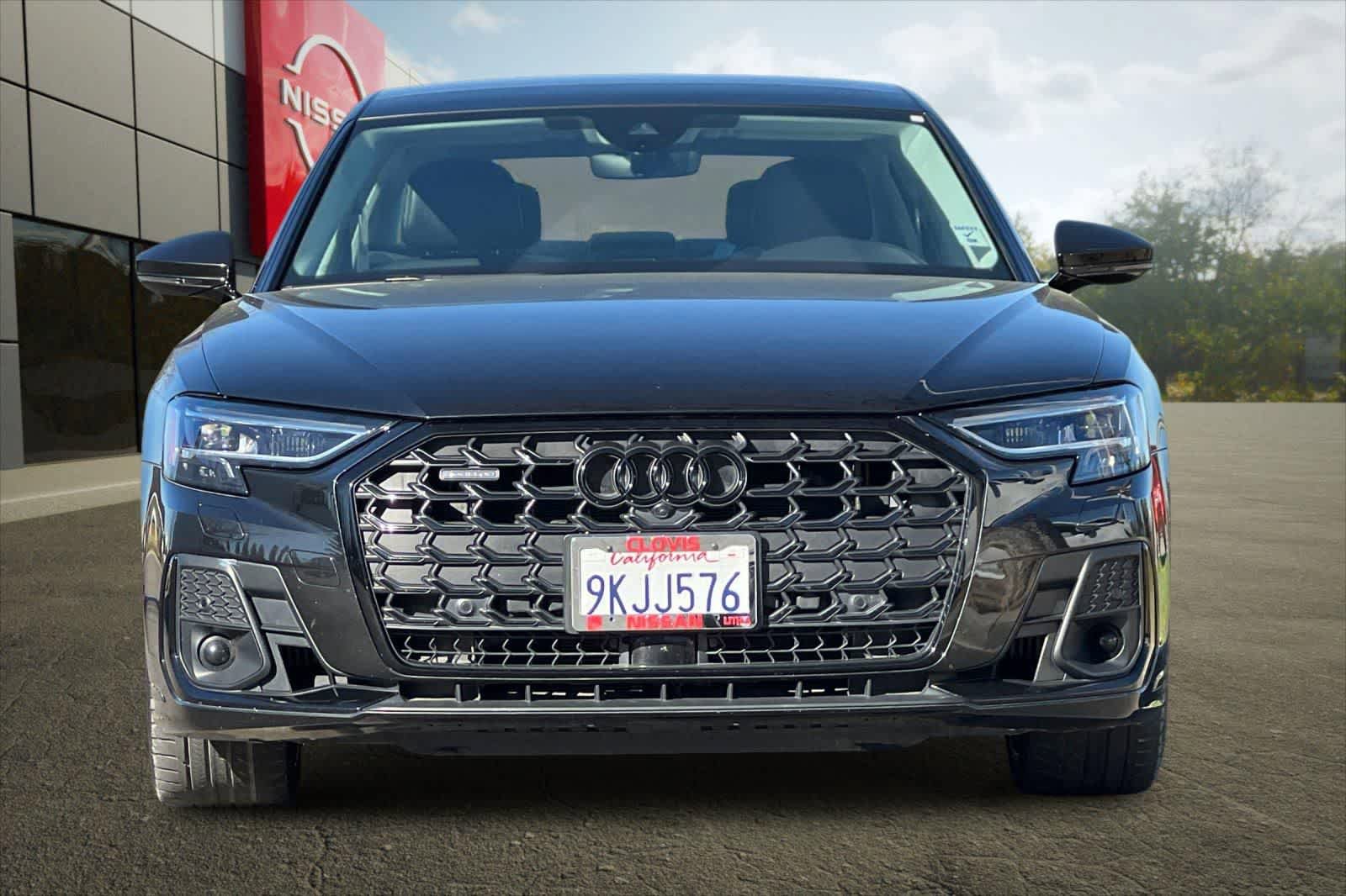 Used 2023 Audi A8 L 3.0T image 11