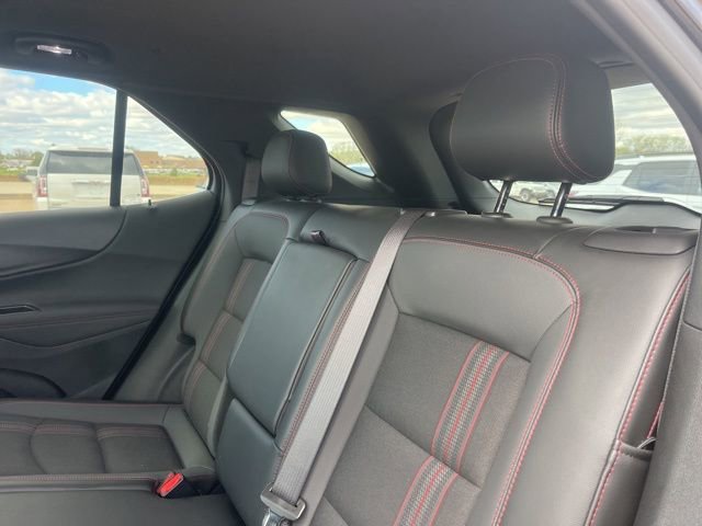 Used 2022 Chevrolet Equinox RS w/ LPO, Floor Liner Package image 31