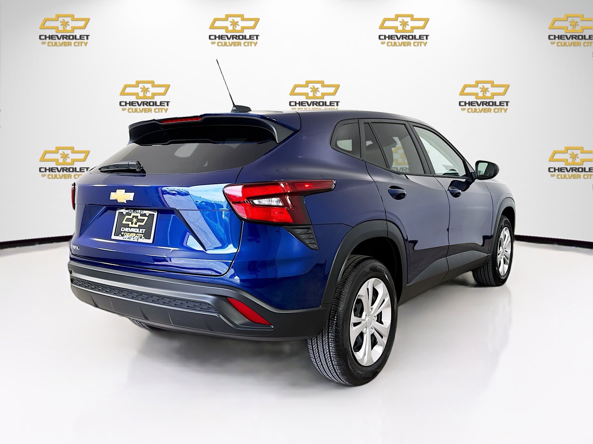 Used 2024 Chevrolet Trax LS image 7