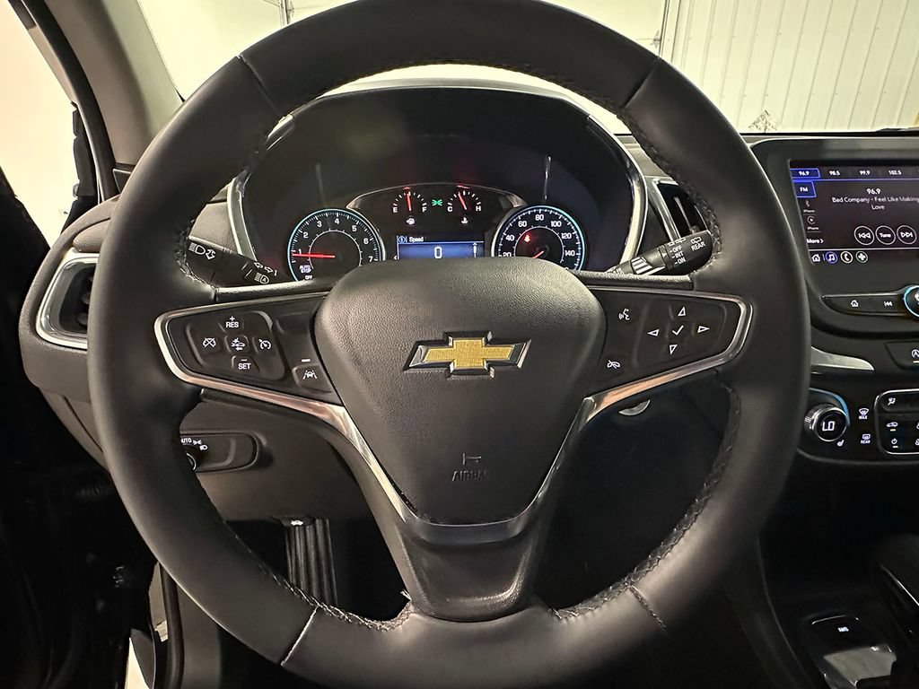 Used 2023 Chevrolet Equinox LT AWD/4WD image 36