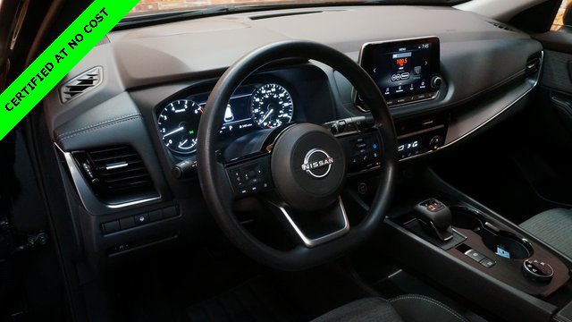 Used 2022 Nissan Rogue SV image 9