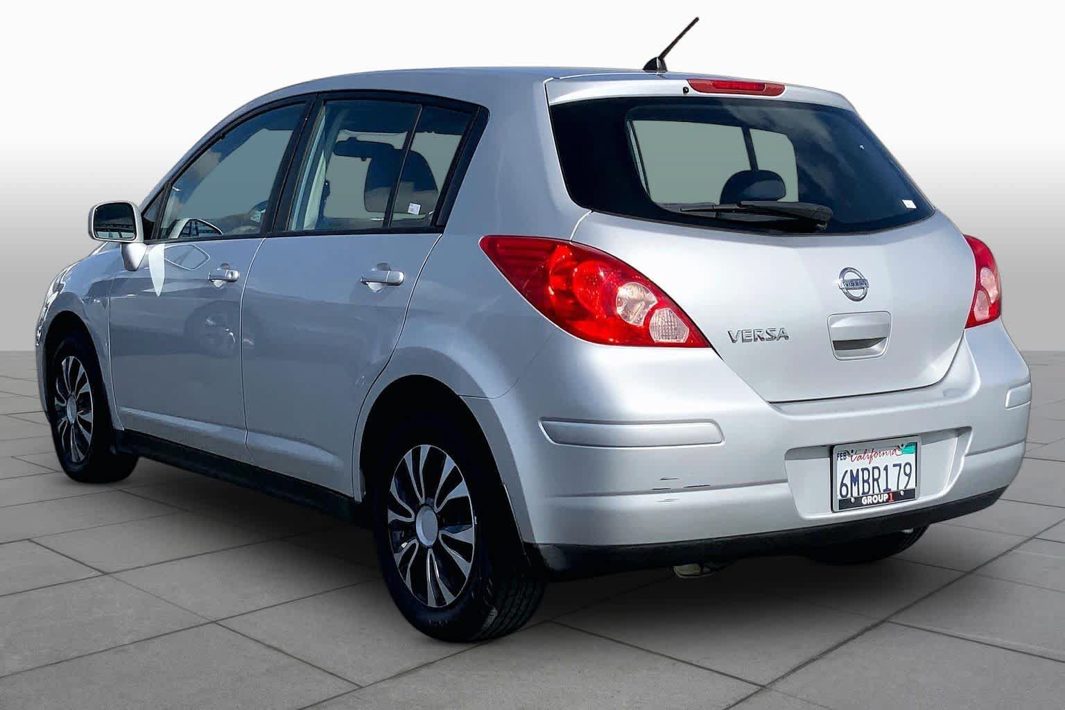 Used 2009 Nissan Versa 1.8 S w/ PWR Pkg FWD image 11