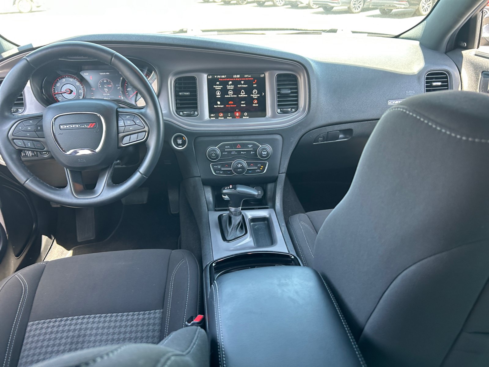 Used 2023 Dodge Charger SXT w/ Blacktop Package AWD/4WD image 19
