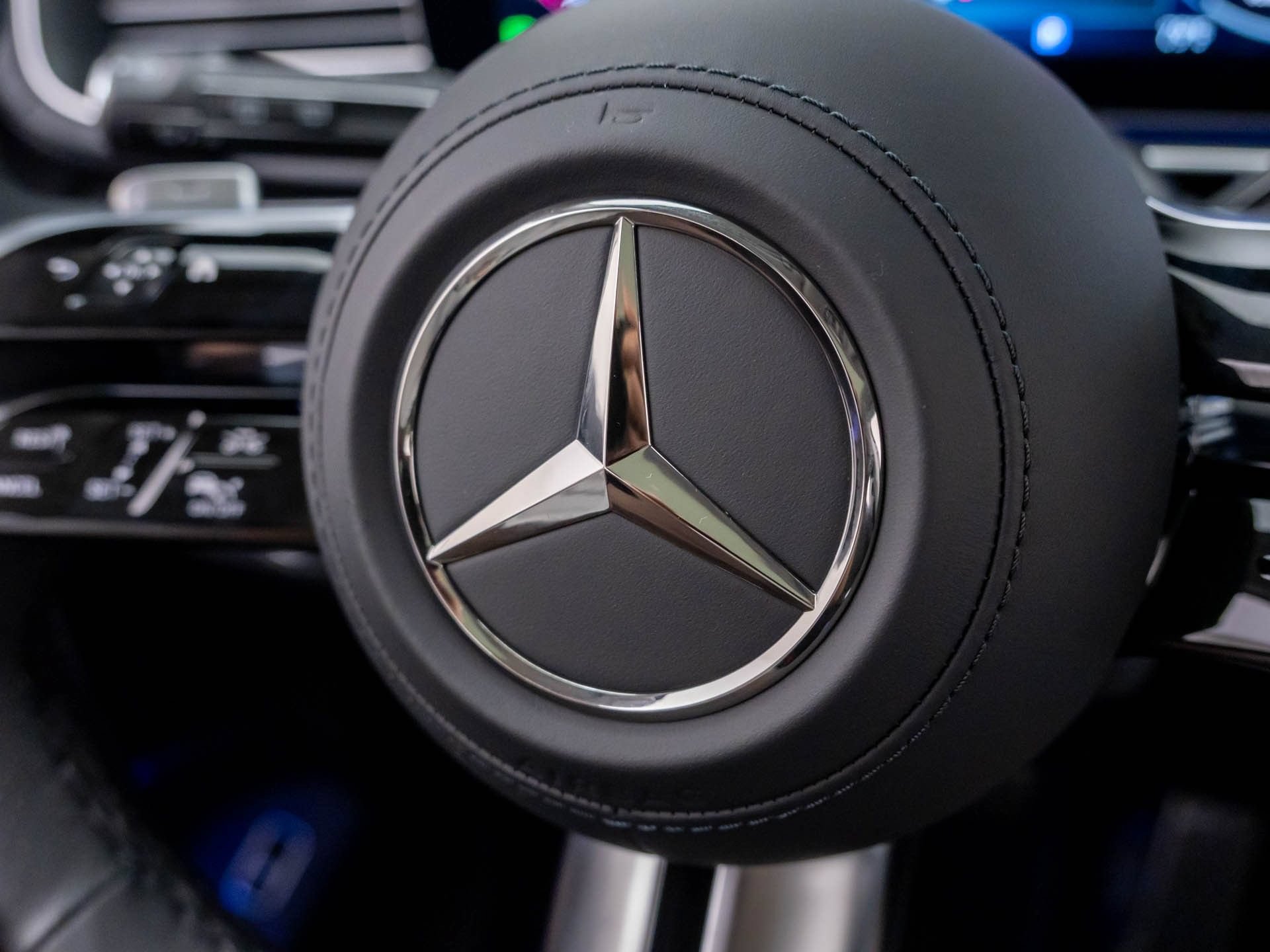New 2026 Mercedes-Benz GLS 450 4MATIC image 28