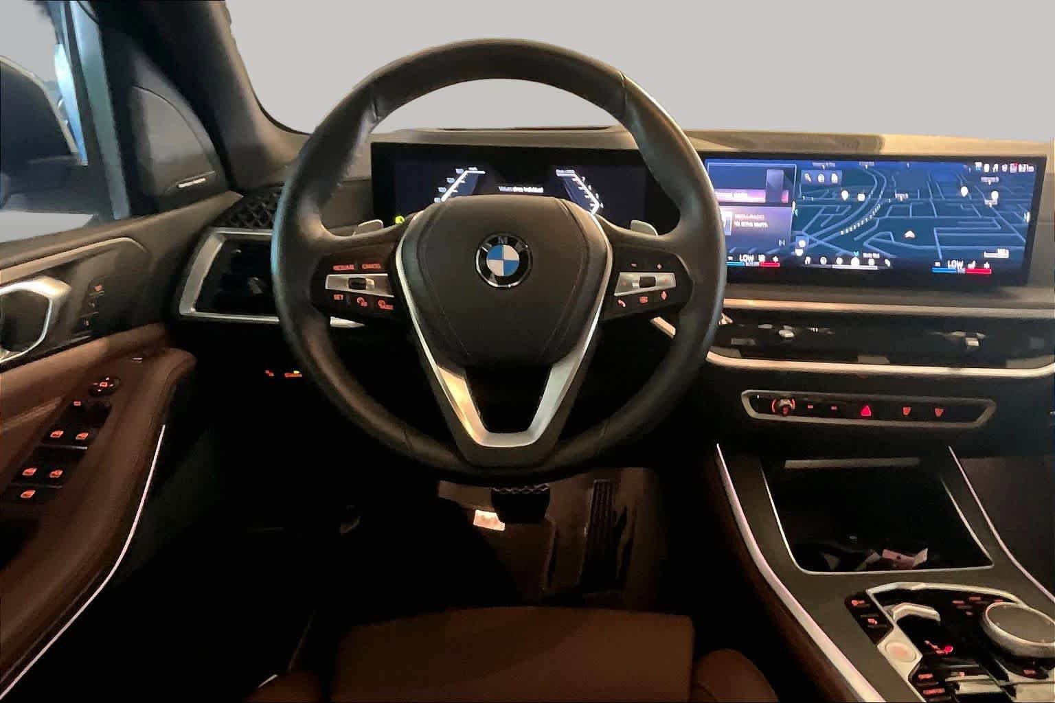 Certified 2024 BMW X5 xDrive40i w/ Premium Package AWD/4WD image 5