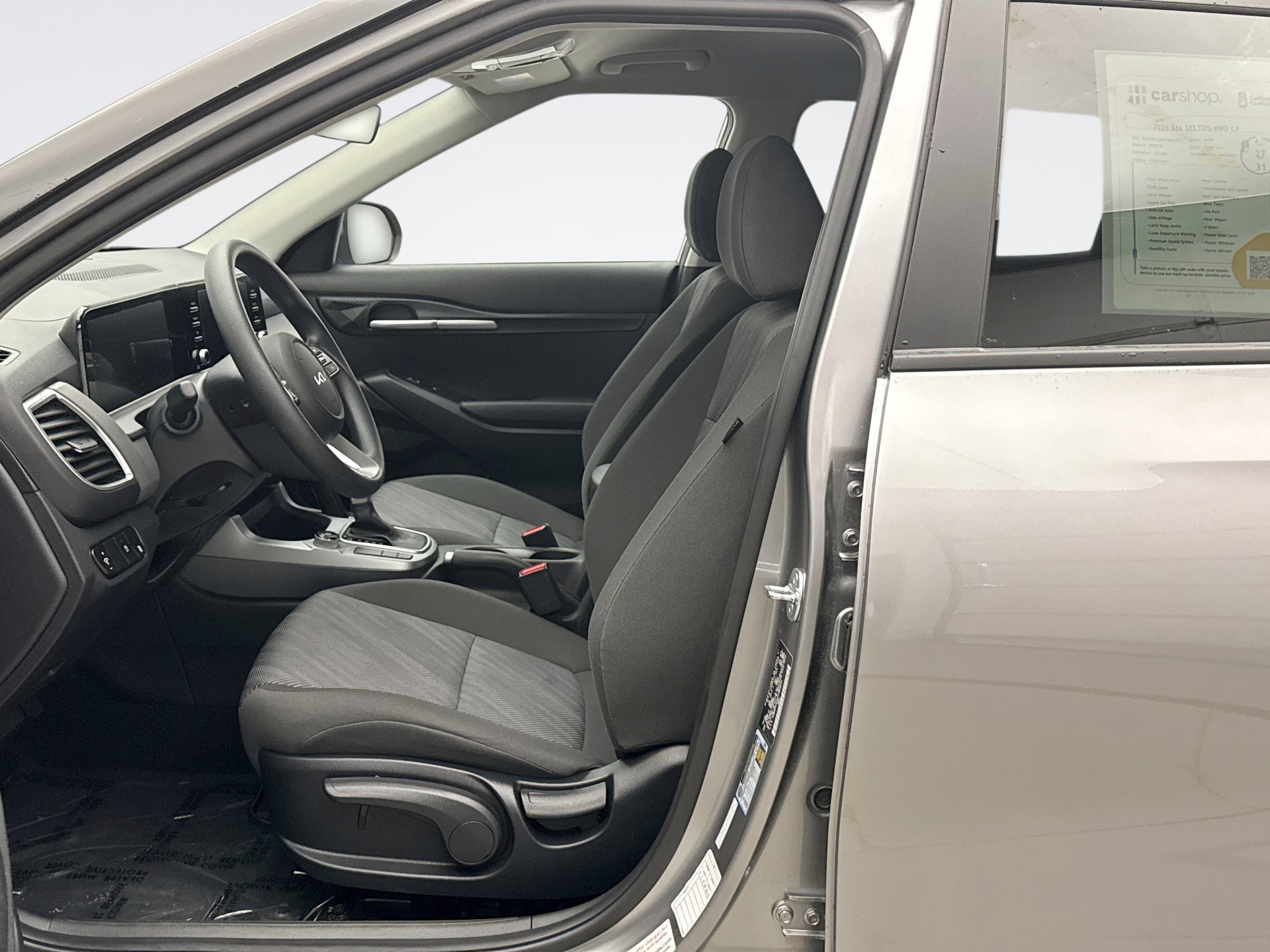 Used 2026 Kia Seltos LX AWD/4WD image 11