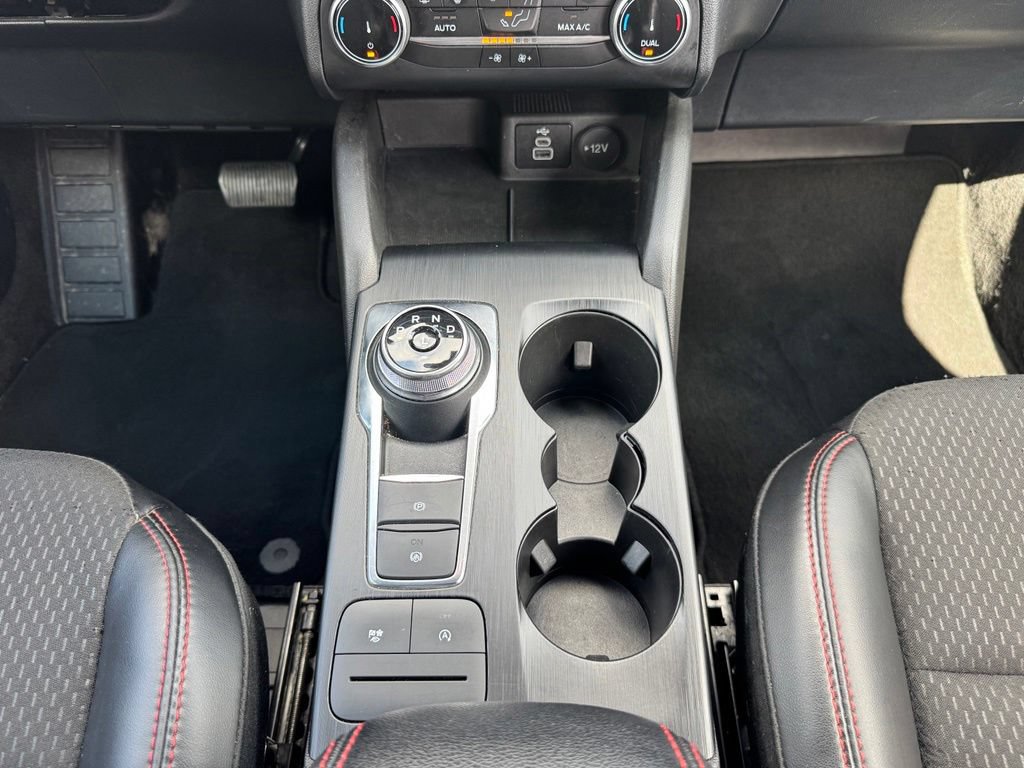 Used 2025 Ford Escape ST-Line FWD image 21