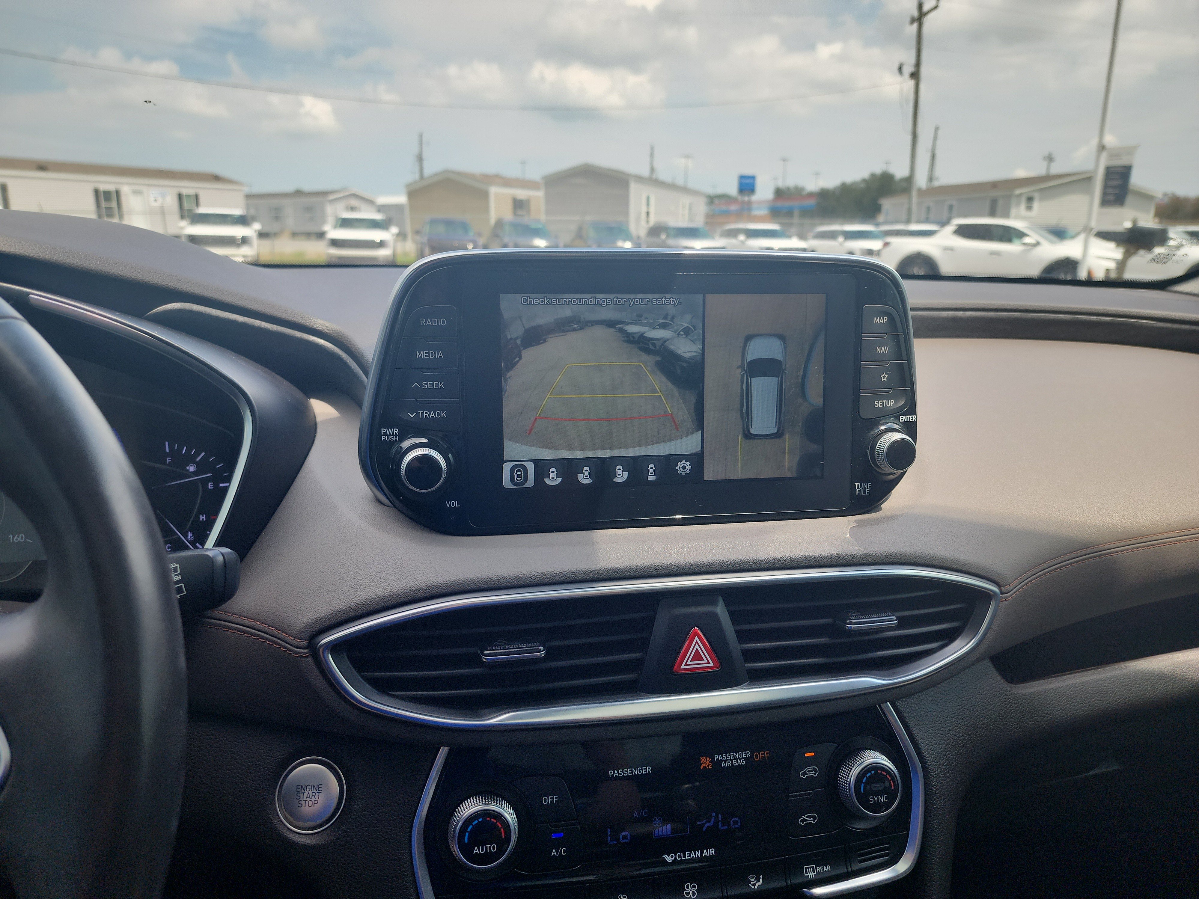Used 2019 Hyundai Santa Fe FWD image 31