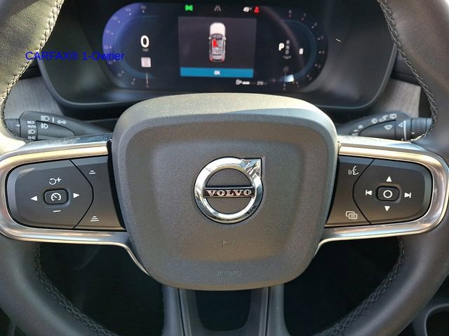 Certified 2023 Volvo XC40 B5 Plus w/ Protection Package Premier image 24