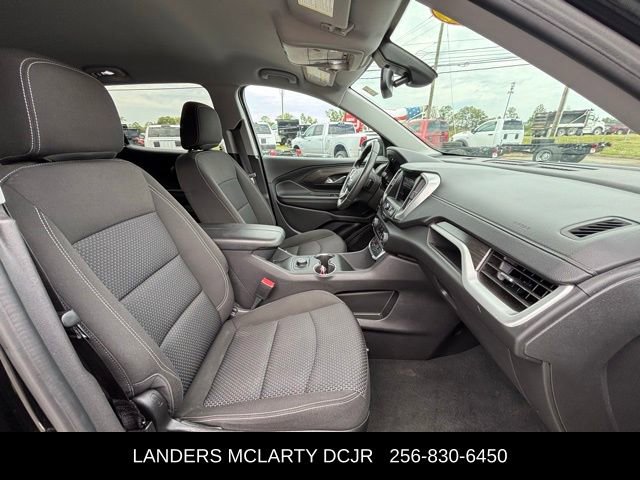 Used 2024 GMC Terrain SLE image 8