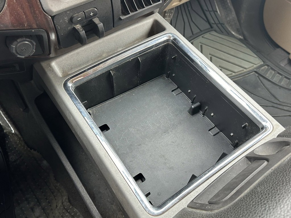 Used 2016 Ford F250 Lariat w/ Chrome Package image 25