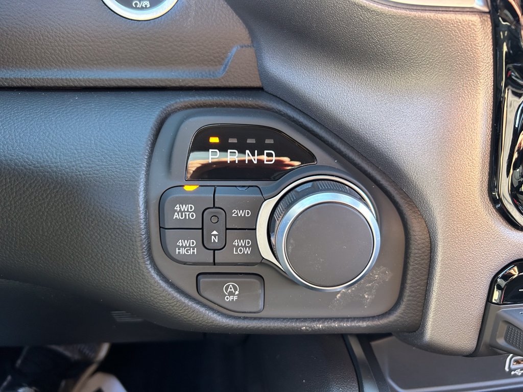 New 2026 RAM 1500 Big Horn w/ Night Edition AWD/4WD image 17
