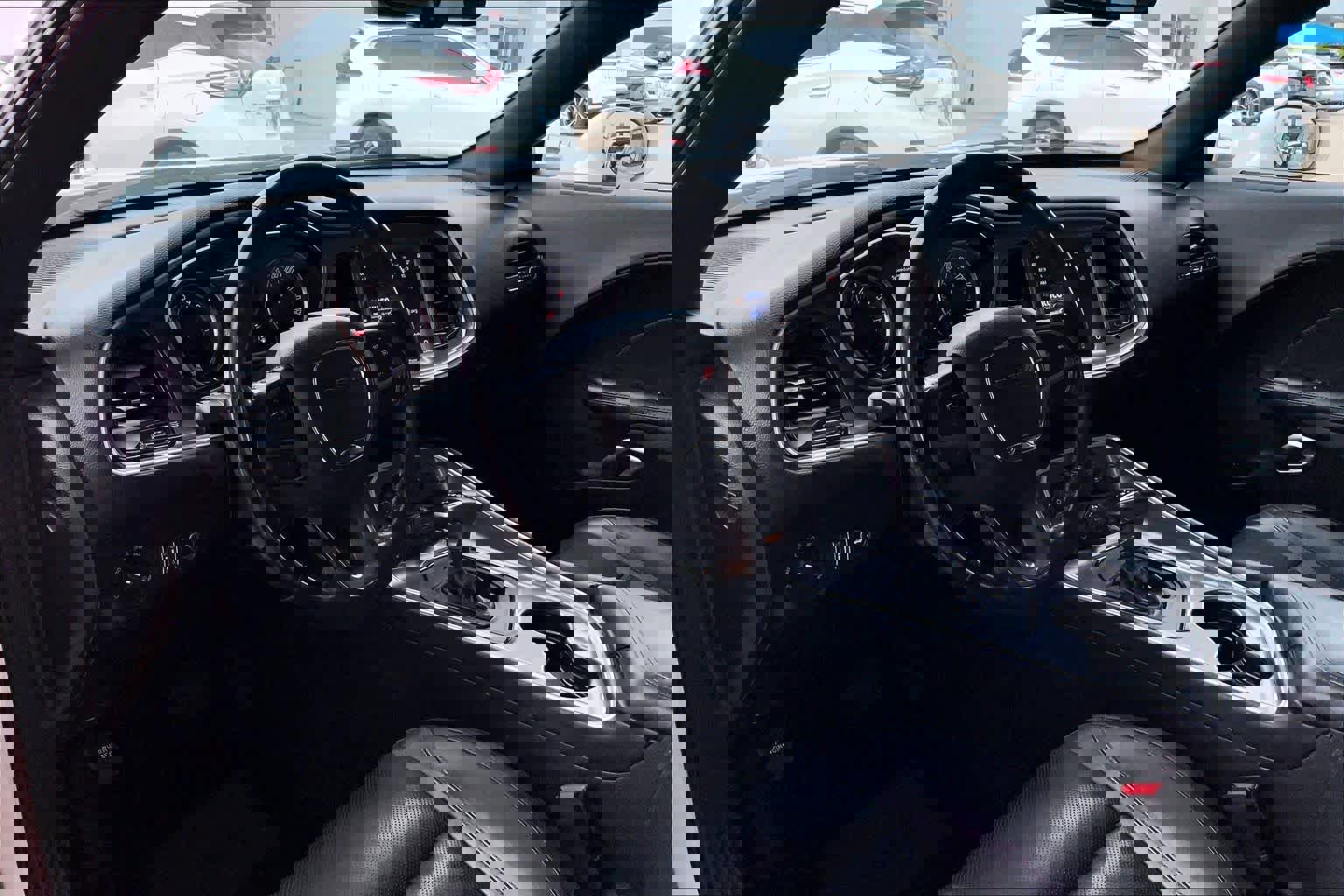 Used 2019 Dodge Challenger SXT w/ Plus Package image 15