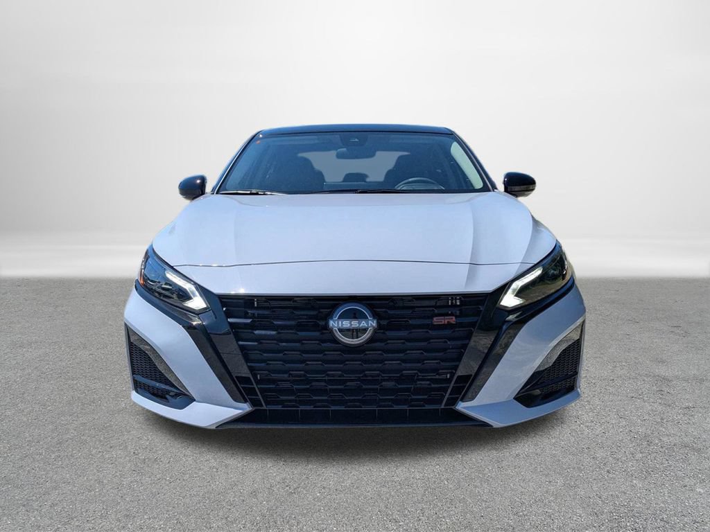 New 2026 Nissan Altima 2.5 SR w/ SR Premium Package FWD image 8